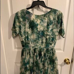 Vintage 1950s Green Floral Print Full Skirt Chiffon Dress